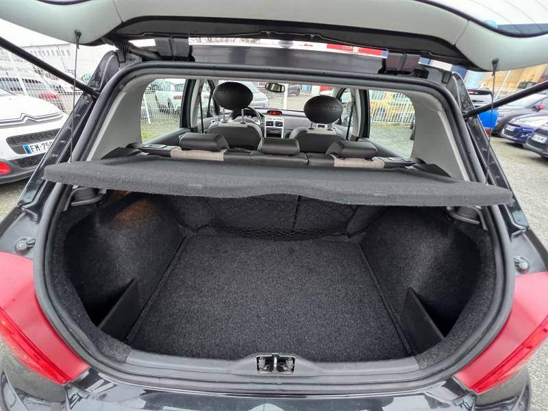 307 Rugby World Cup 1.6 110