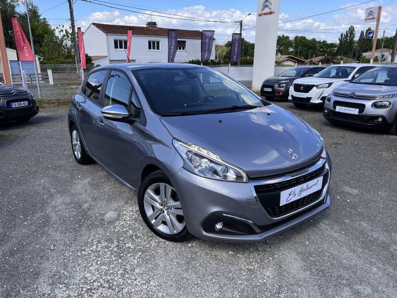 Peugeot 208 Signature 82 PureTech BVM