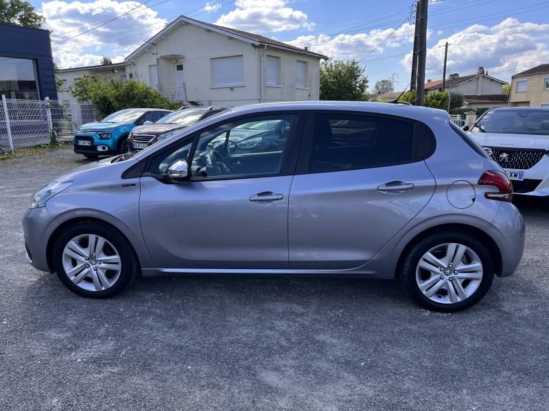 Peugeot 208 Signature 82 PureTech BVM