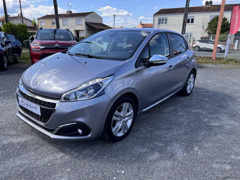 Peugeot 208 Signature 82 PureTech BVM