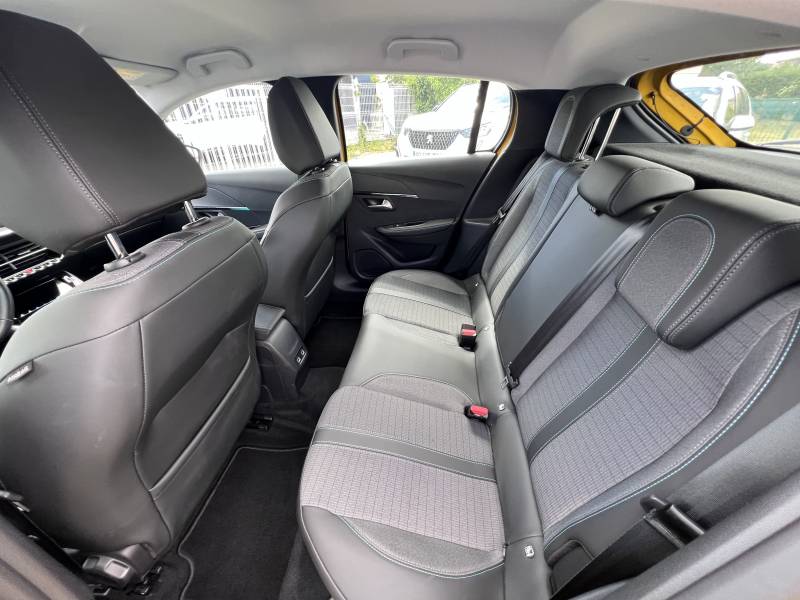 Peugeot e-208 Allure