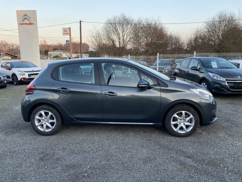 Peugeot 208 Active 82 pureTech