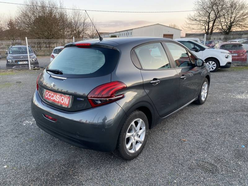 Peugeot 208 Active 82 pureTech