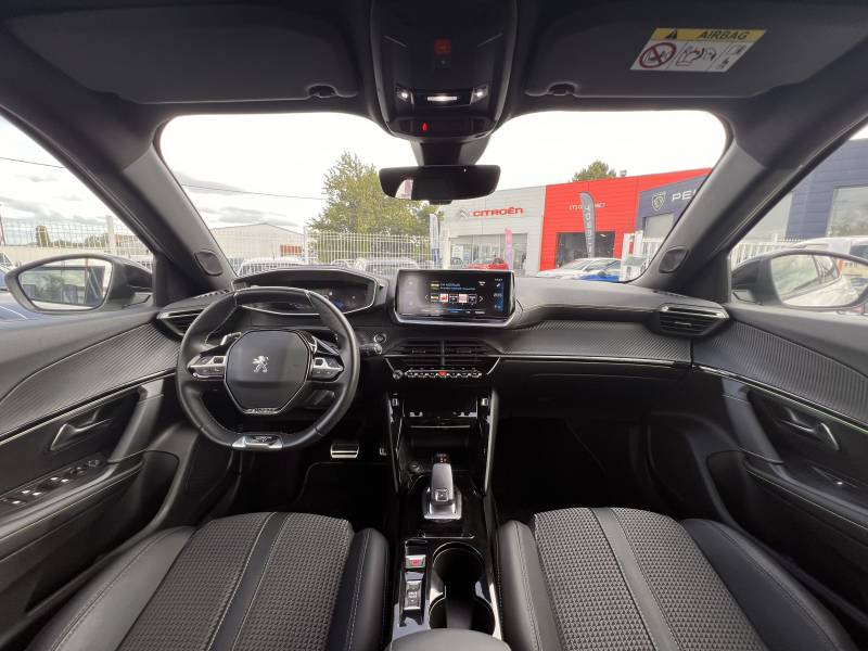 Peugeot 2008 GT BlueHdi 130  Eat8