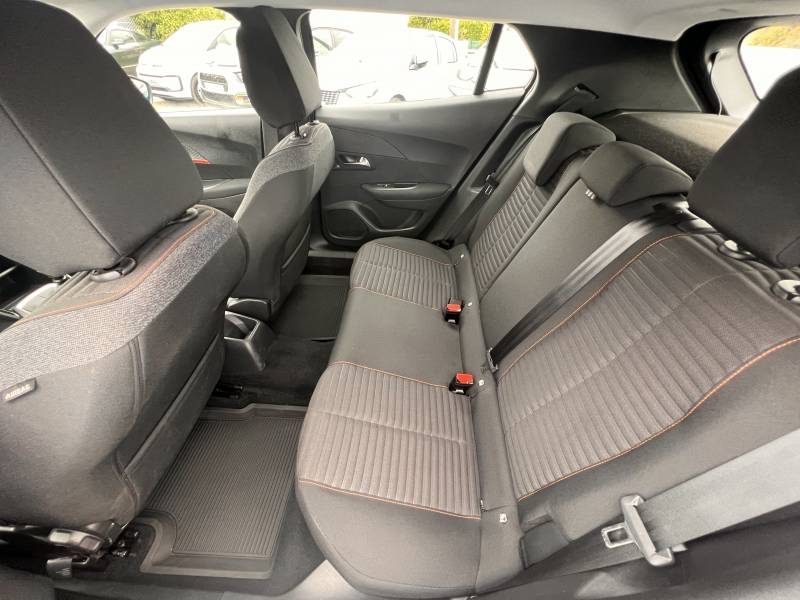 Peugeot 2008 Active PureTech 130 bvm6
