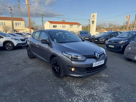 Notre zone d'activité pour ce service Trouver une voiture à faible kilométrage pas cher à acheter à Saint-Médard-en-Jalles en Gironde